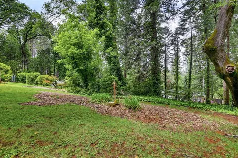 Exterior - 10096 Elder Dr, Grass Valley, CA 95949 photo 36 of 40