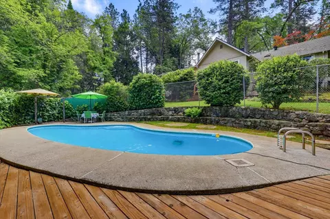 Exterior - 10096 Elder Dr, Grass Valley, CA 95949 photo 6 of 40