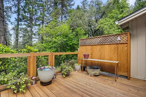Exterior - 10096 Elder Dr, Grass Valley, CA 95949 photo 3 of 40