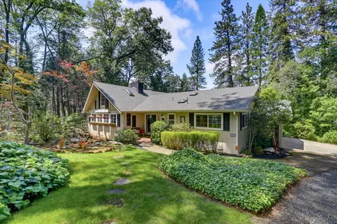 Exterior - 10096 Elder Dr, Grass Valley, CA 95949 photo 19 of 40
