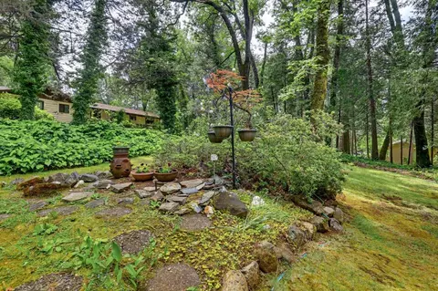 Exterior - 10096 Elder Dr, Grass Valley, CA 95949 photo 14 of 40