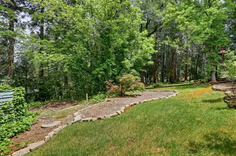 Exterior - 10096 Elder Dr, Grass Valley, CA 95949 photo 32 of 40