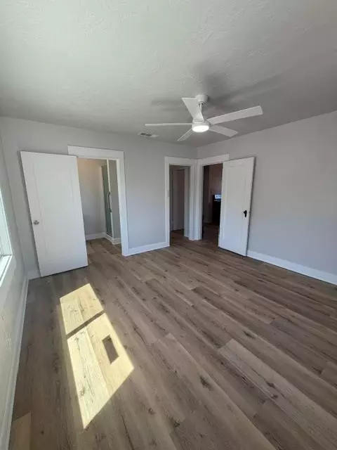 Bedroom - 470 Second St, Gustine, CA 95322 photo 4 of 7