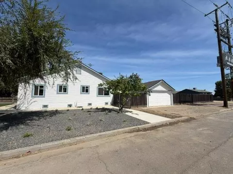 Exterior - 470 Second St, Gustine, CA 95322 photo 6 of 17