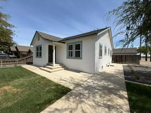 Exterior - 470 Second St, Gustine, CA 95322 photo 3 of 17