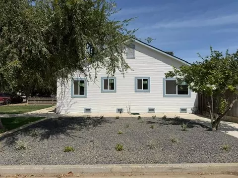 Exterior - 470 Second St, Gustine, CA 95322 photo 5 of 17