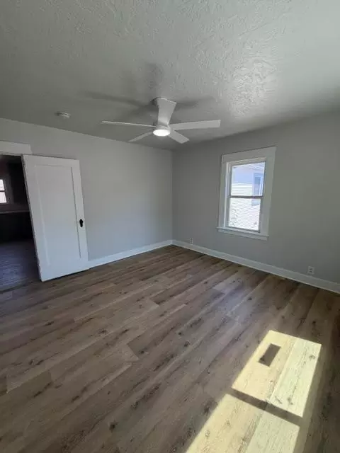 Bedroom - 470 Second St, Gustine, CA 95322 photo 5 of 7