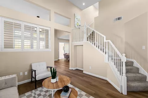 Entry Way - 94 Elysian Ct, Tracy, CA 95376 photo 3 of 6