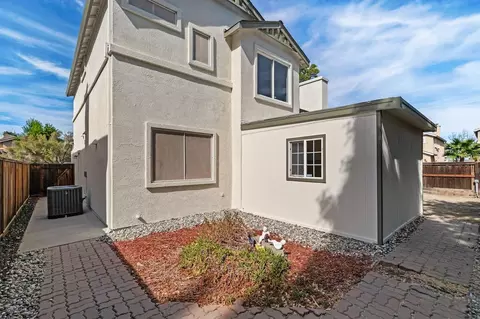 Exterior - 94 Elysian Ct, Tracy, CA 95376 photo 9 of 10