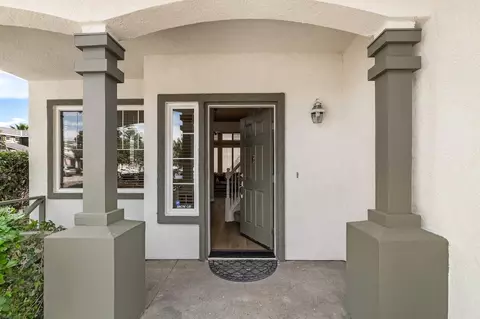 Entry Way - 94 Elysian Ct, Tracy, CA 95376 photo 1 of 6