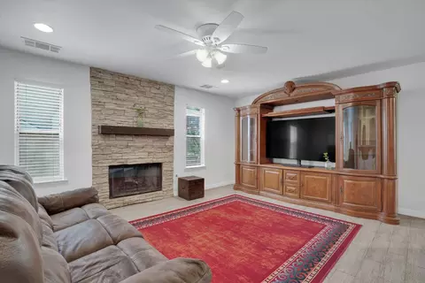 Living - 4610 Broadmore St, Chowchilla, CA 93610 photo 1 of 1