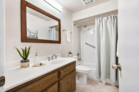Bath - 3307 Morro Bay, Davis, CA 95616 photo 1 of 1