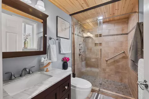 Bath - 2601 Fairway Dr, Arnold, CA 95223 photo 1 of 5