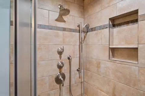 Bath - 2601 Fairway Dr, Arnold, CA 95223 photo 2 of 5