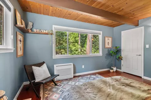 Bedroom - 2601 Fairway Dr, Arnold, CA 95223 photo 3 of 7