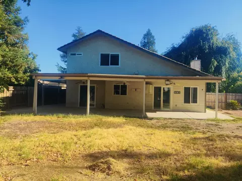 2259 Stuart Ave, Clovis, CA 93611 photo 2