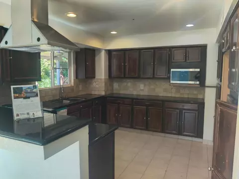 2259 Stuart Ave, Clovis, CA 93611 photo 3