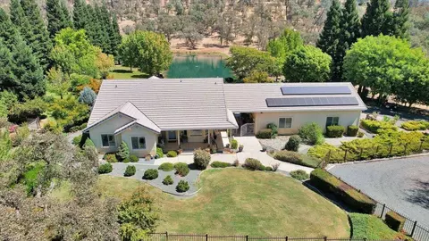 9741 Quail Run Ave, Browns Valley, CA 95918
