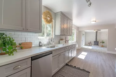 Kitchen - 6200 Green Valley Rd, Placerville, CA 95667 photo 1 of 5