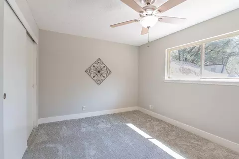 Bedroom - 6200 Green Valley Rd, Placerville, CA 95667 photo 3 of 10