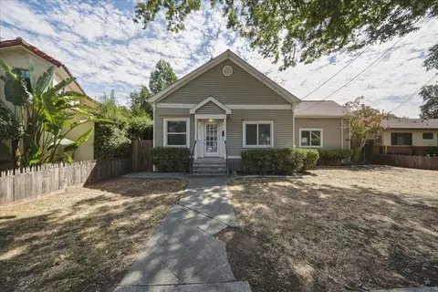 107 1st St, Woodland, CA 95695