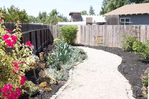 Exterior - 441 Bothun Rd, Turlock, CA 95380 photo 7 of 17