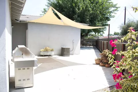 Exterior - 441 Bothun Rd, Turlock, CA 95380 photo 10 of 17