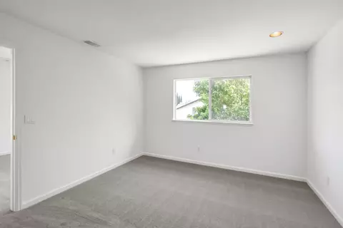Bedroom - 2942 Ponteverde Ln, Davis, CA 95618 photo 4 of 6