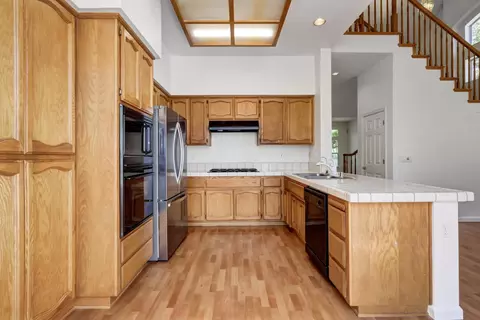 Kitchen - 2942 Ponteverde Ln, Davis, CA 95618 photo 4 of 6