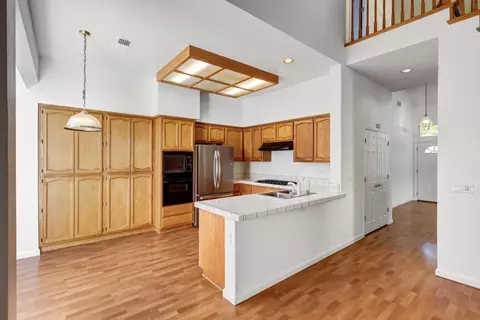 Kitchen - 2942 Ponteverde Ln, Davis, CA 95618 photo 2 of 6