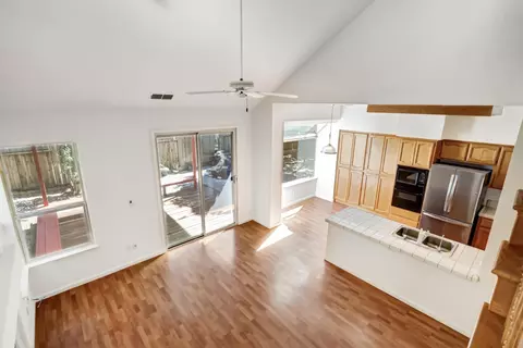 Living - 2942 Ponteverde Ln, Davis, CA 95618 photo 10 of 13