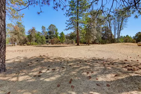 Exterior - 12175 Thunder Rd, Grass Valley, CA 95949 photo 14 of 18