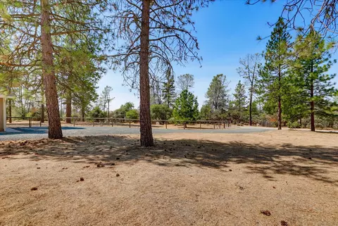 Exterior - 12175 Thunder Rd, Grass Valley, CA 95949 photo 13 of 18