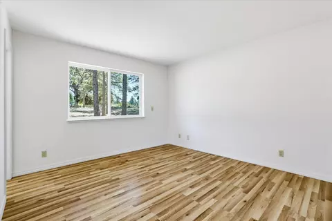 Bedroom - 12175 Thunder Rd, Grass Valley, CA 95949 photo 3 of 12