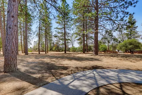 Exterior - 12175 Thunder Rd, Grass Valley, CA 95949 photo 3 of 18