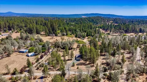 View/Area - 12175 Thunder Rd, Grass Valley, CA 95949 photo 3 of 9