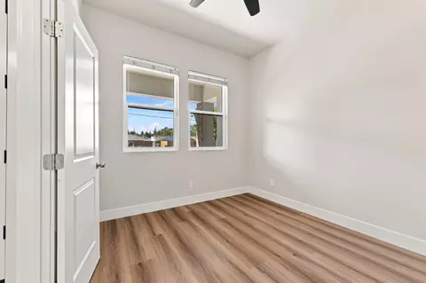 Bedroom - 5027 Engle Rd, Carmichael, CA 95608 photo 2 of 9
