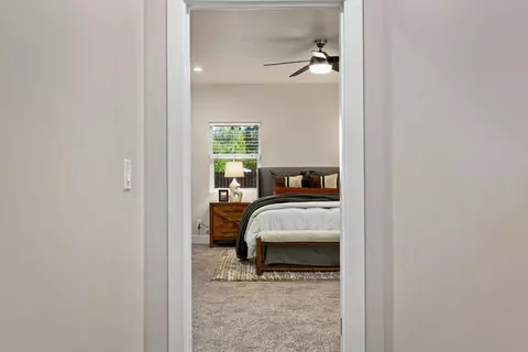 Entry Way - 5027 Engle Rd, Carmichael, CA 95608 photo 3 of 3