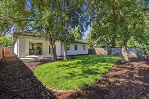 Exterior - 5027 Engle Rd, Carmichael, CA 95608 photo 8 of 11
