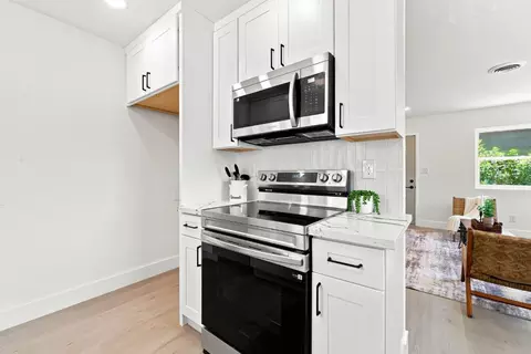 Kitchen - 1509 Mission Ave, Carmichael, CA 95608 photo 6 of 6