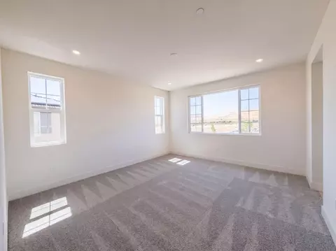 Bedroom - 5860 Placer Dr, Tracy, CA 95377 photo 1 of 6