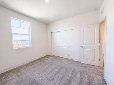 Bedroom - 5860 Placer Dr, Tracy, CA 95377 photo 5 of 6