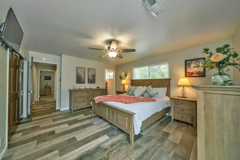 Bedroom - 4581 Studebaker Rd, Placerville, CA 95667 photo 2 of 5