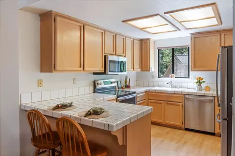 Kitchen - 163 Mill Creek Cir, Arnold, CA 95223 photo 1 of 3