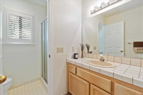 Bath - 163 Mill Creek Cir, Arnold, CA 95223 photo 1 of 3