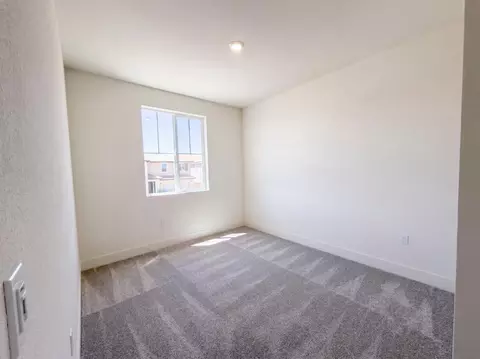 Bedroom - 5699 Kusnick Ave, Tracy, CA 95377 photo 10 of 12