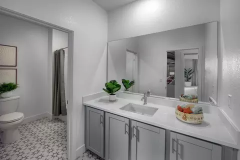 Bath - 3311 Cascade Dr, Manteca, CA 95337 photo 2 of 3