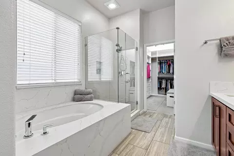 Bath - 217 Rock Ridge Ln, Copperopolis, CA 95228 photo 1 of 2