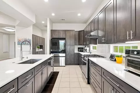 Kitchen - 217 Rock Ridge Ln, Copperopolis, CA 95228 photo 2 of 5