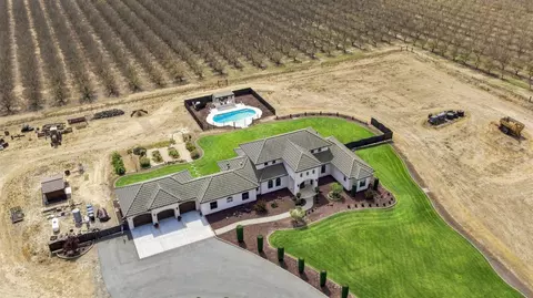 View/Area - 9250 Orr Rd, Galt, CA 95632 photo 2 of 6